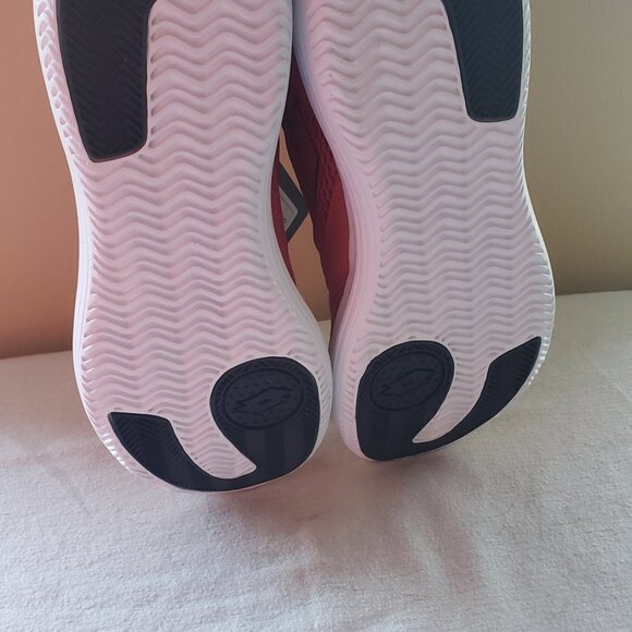 New Lotto Red and White Sneakers. Men 11,5 - Picture 2 of 9